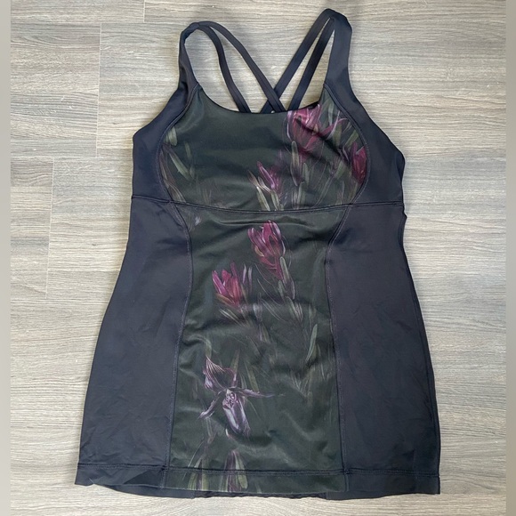 Lululemon Tank - Picture 3 of 5